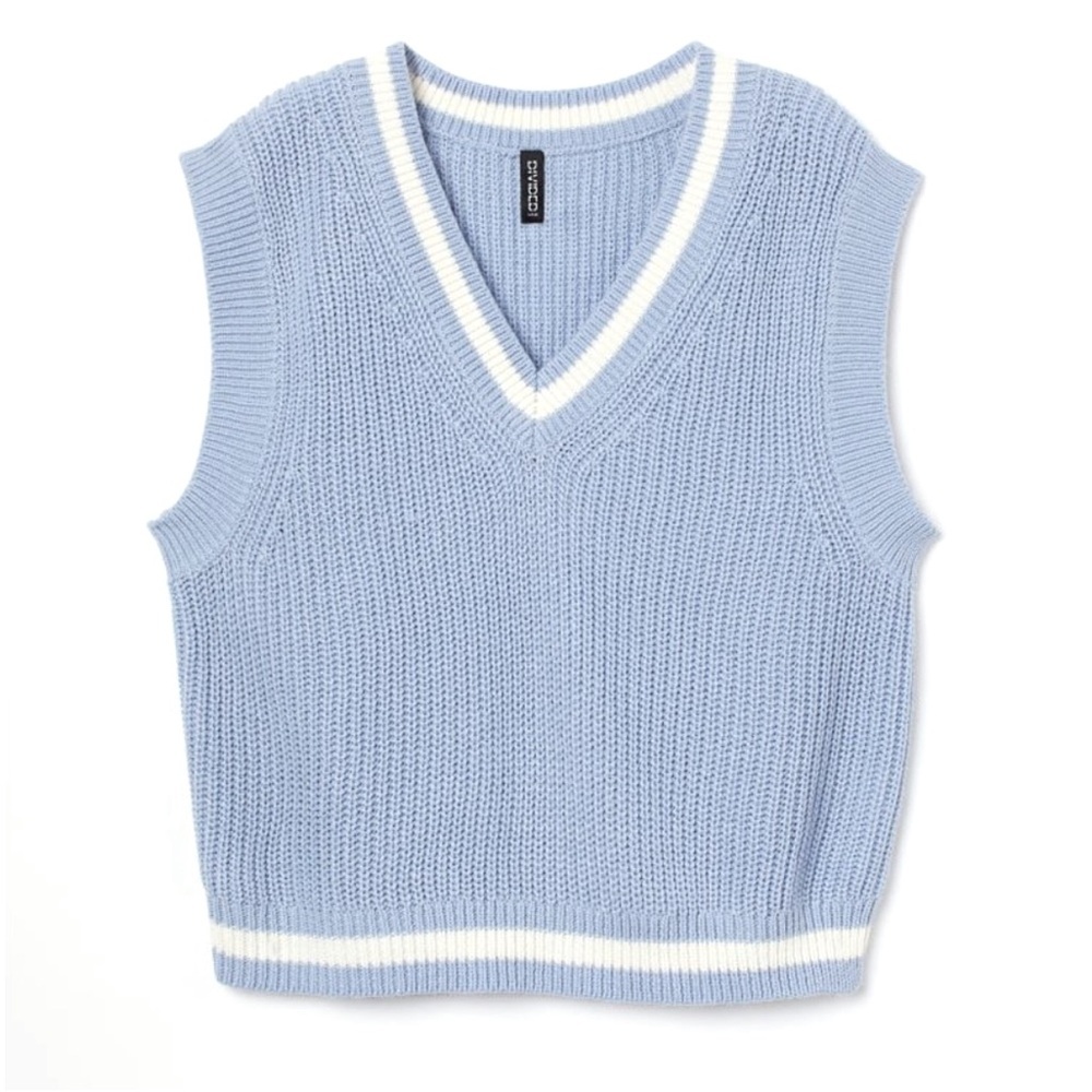 H&M Divided Light Blue V-Neck Sweater Vest – Size M